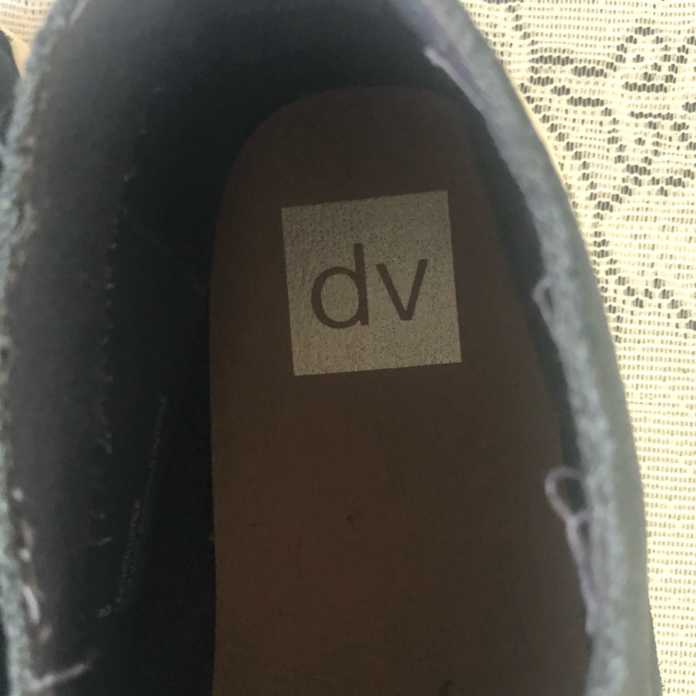 SHOES - Women's Dolce Vita blue suede high-top slip on shoes. Size 8 - Picture 14 of 14